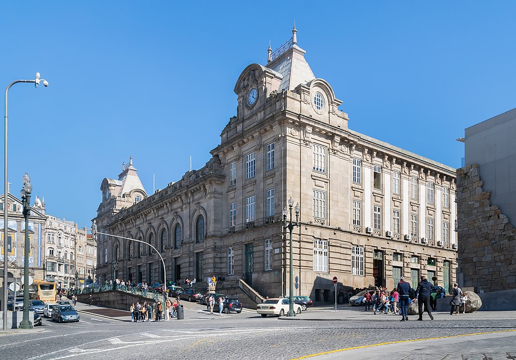 São Bento Railway Station